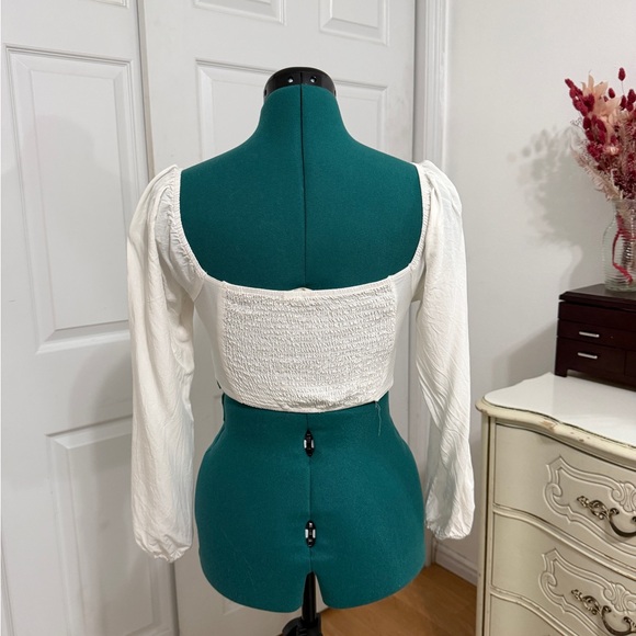 White Crop Long Sleeve Blouse - Picture 2 of 2